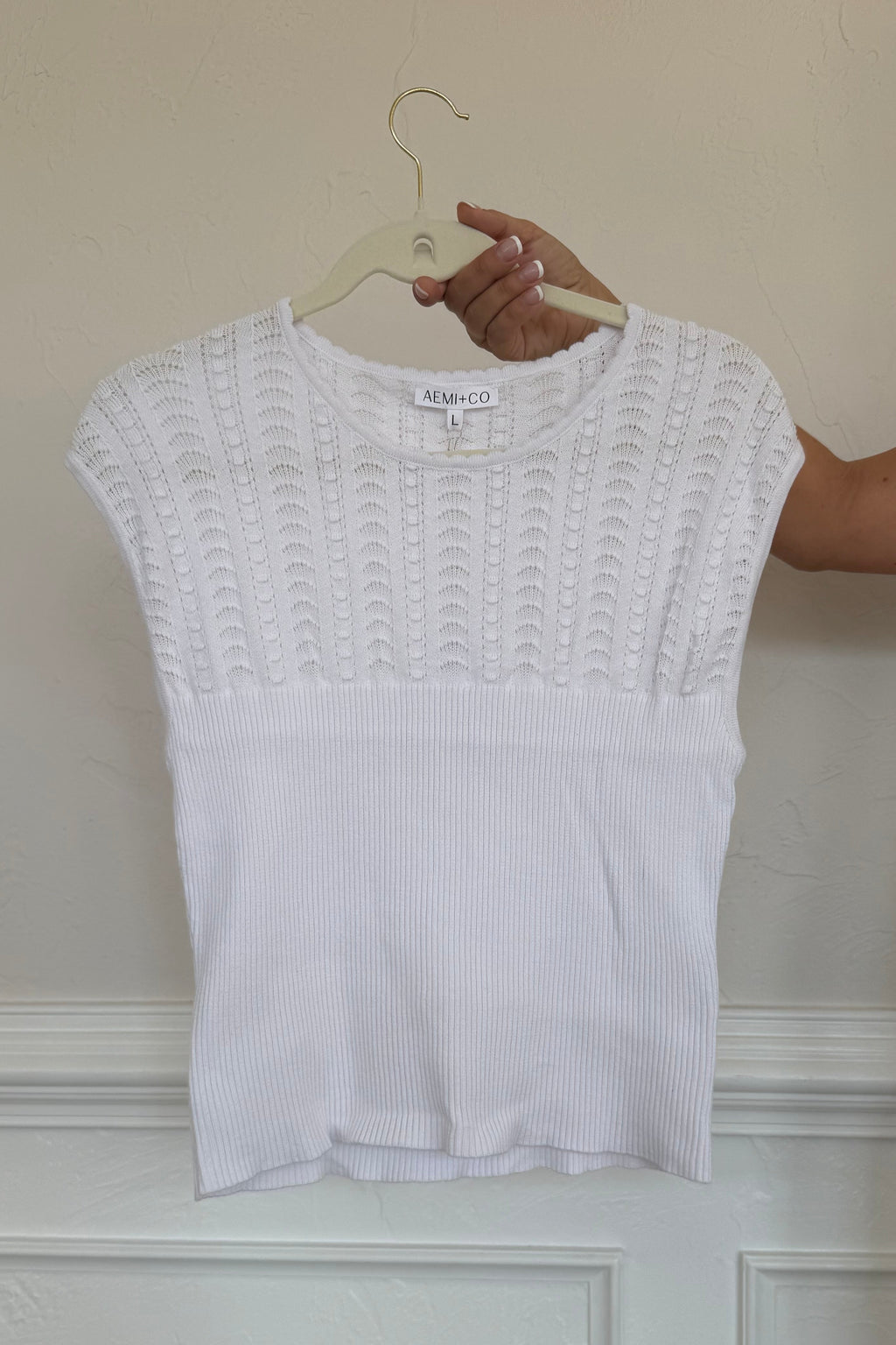 High neck tank